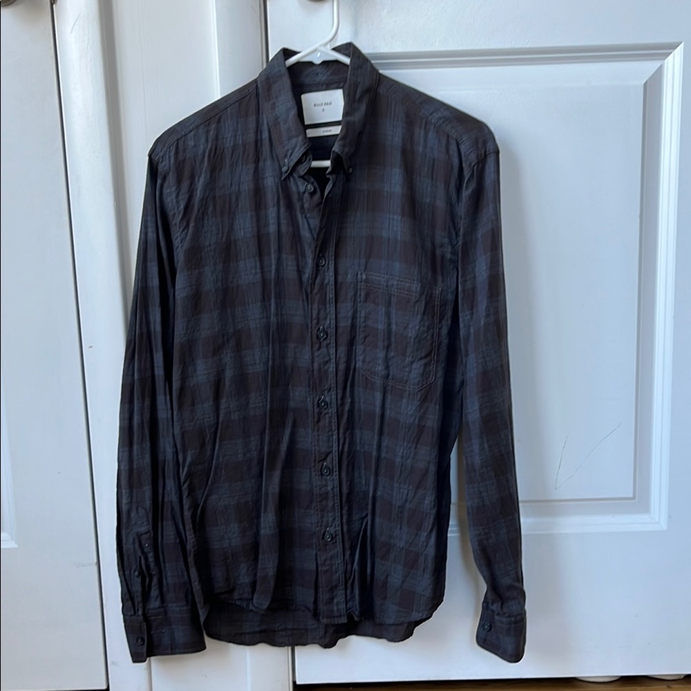 Gray Casual Button Down Shirt with Plaid Pattern